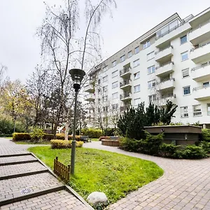 https://metro-stokosy-blue-mint-apartment.warsawhotelspoland.com